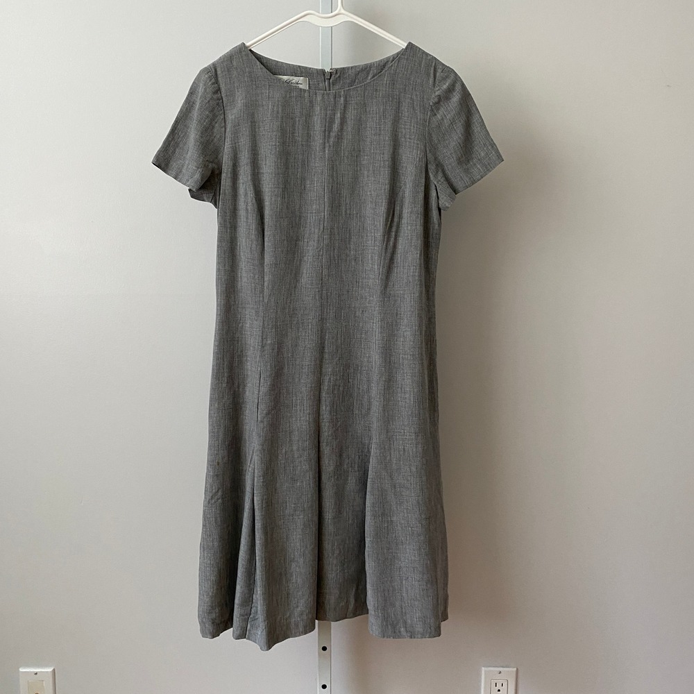 Brooks Brothers 6 Grey Short Sleeve Sheath Dress Pleated Skirt Professional Work